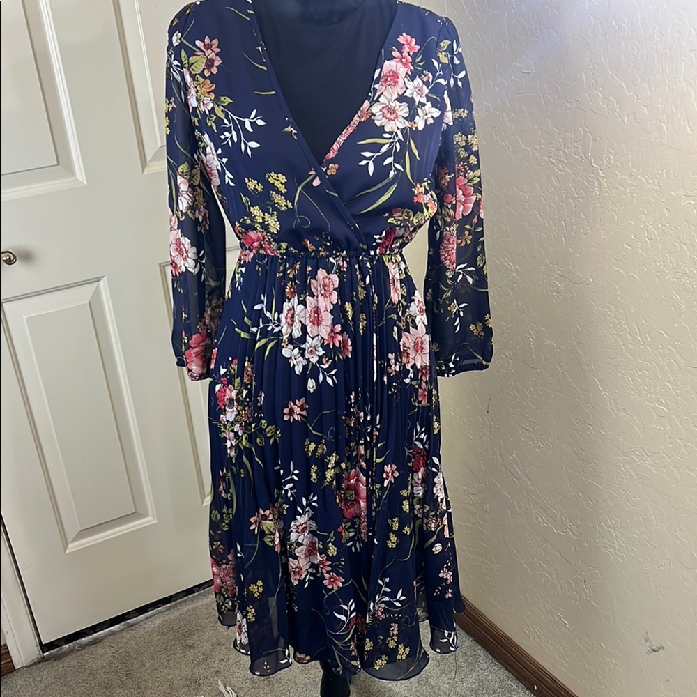 Floral V-Neck Dress